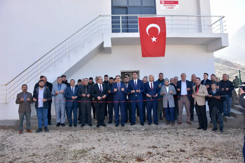 Vali Kızılkaya Eruh Belediye Camii ve Taziye Evi” açılış törenine katıldı