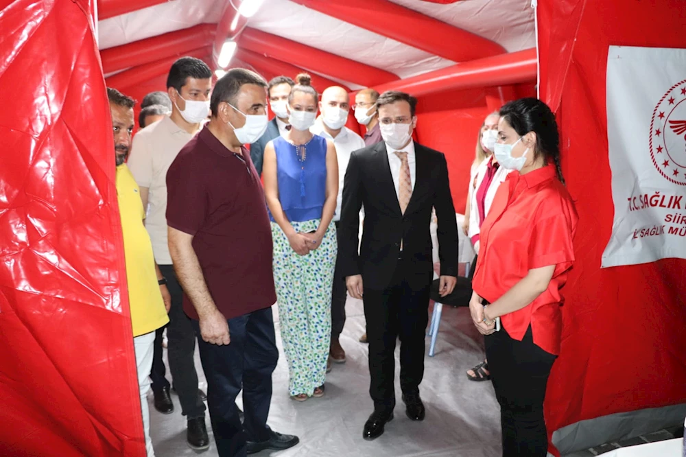 Vali Hacıbektaşoğlu, kovid-19 aşı çadırını ziyaret etti