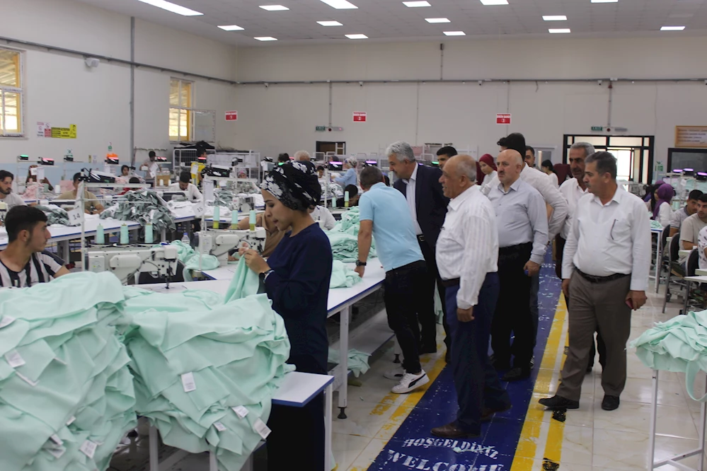AK Parti Baykan İlçe Teşkilatında Eymen Tekstil Fabrikasına Ziyaret